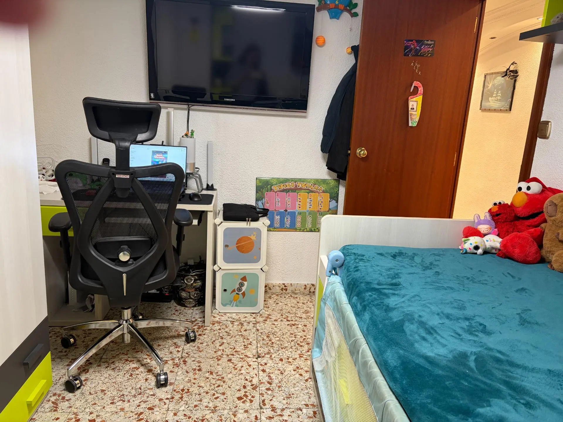 Flat Of 108 M² With Balcony In Elche