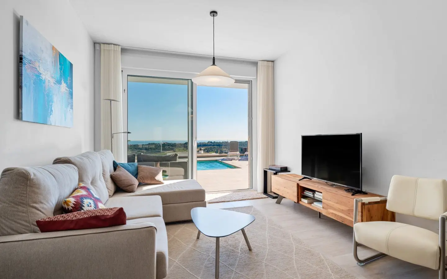 3-bedroom Villa In San Miguel De Salinas, Spain (104 M²)