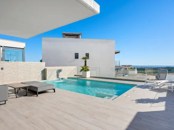 3-bedroom Villa In San Miguel De Salinas, Spain (104 M²)