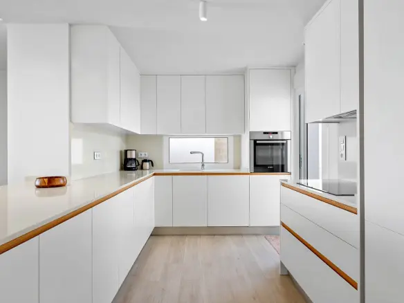 3-bedroom Villa In San Miguel De Salinas, Spain (104 M²)