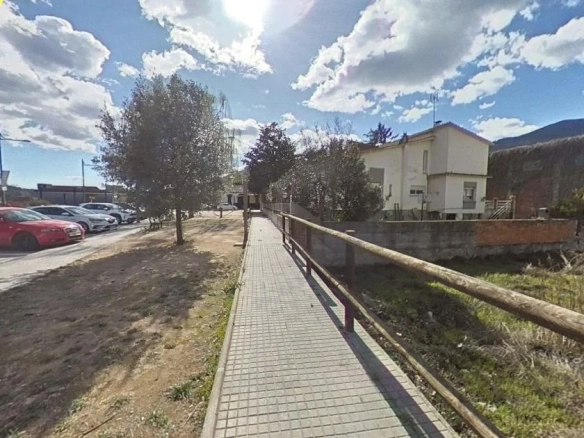 Land In La Cellera De Ter, Spain (1.200 M² Plot)