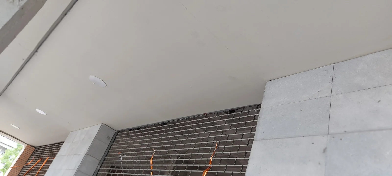 Commercial Of 83 M² In Girona, Spain