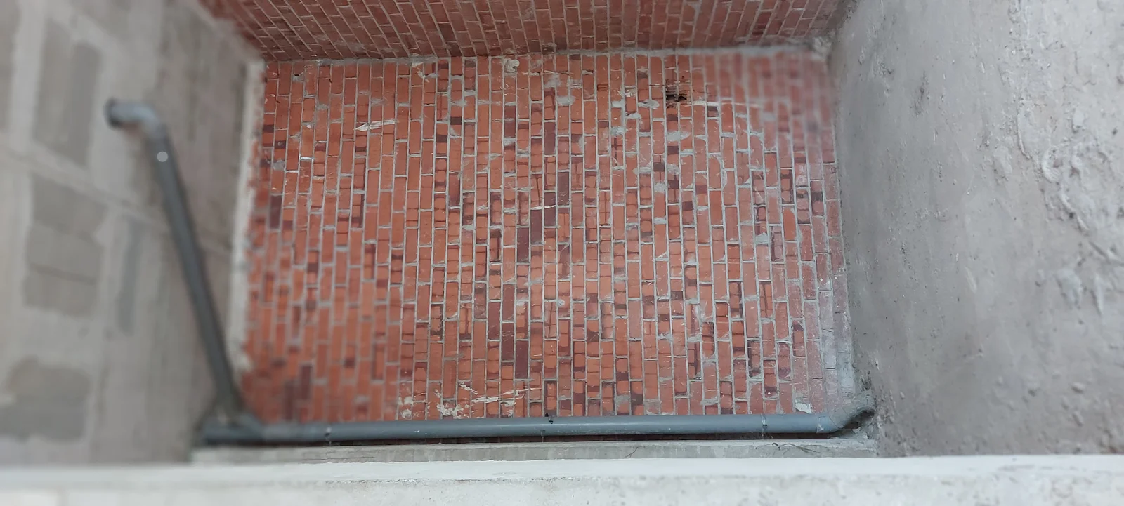 Commercial Of 83 M² In Girona, Spain