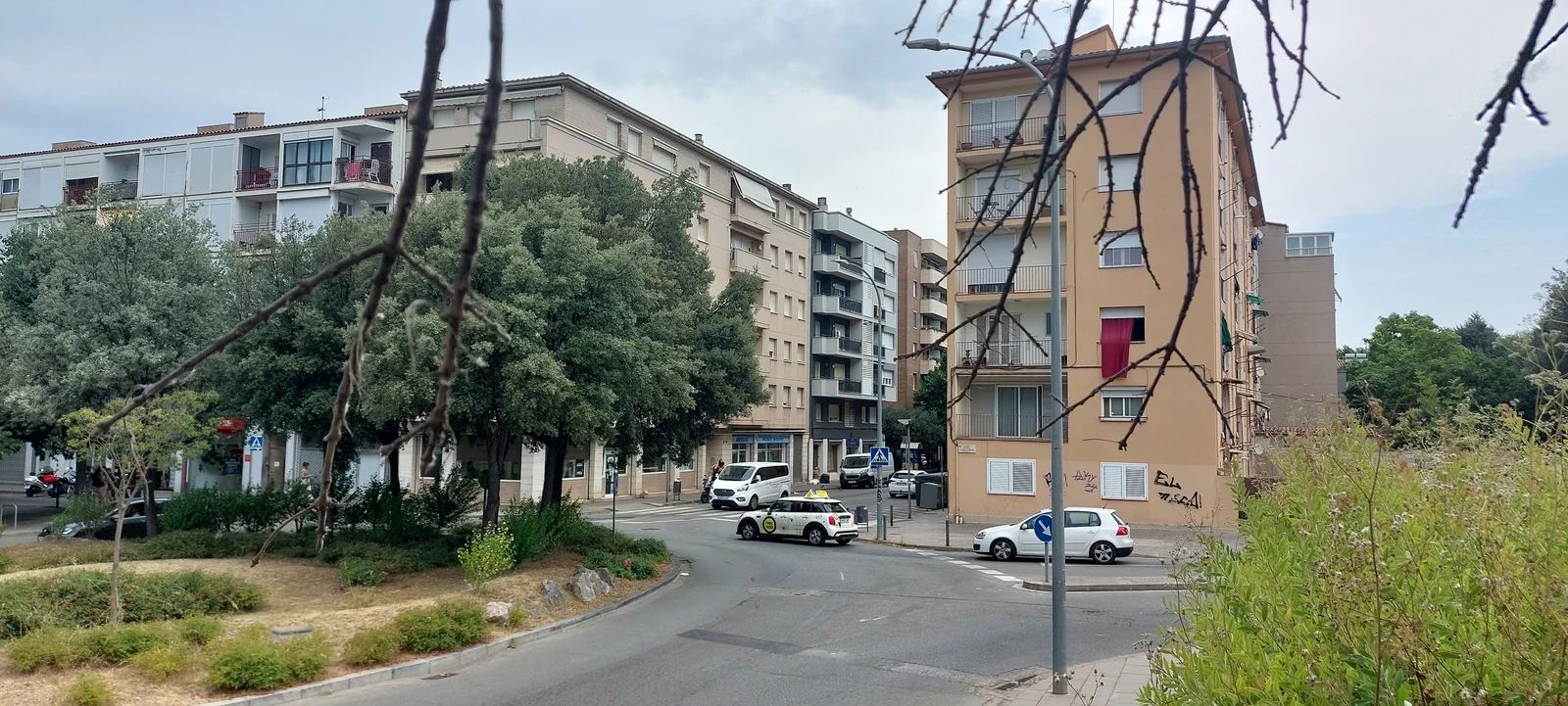 Commercial Of 83 M² In Girona, Spain