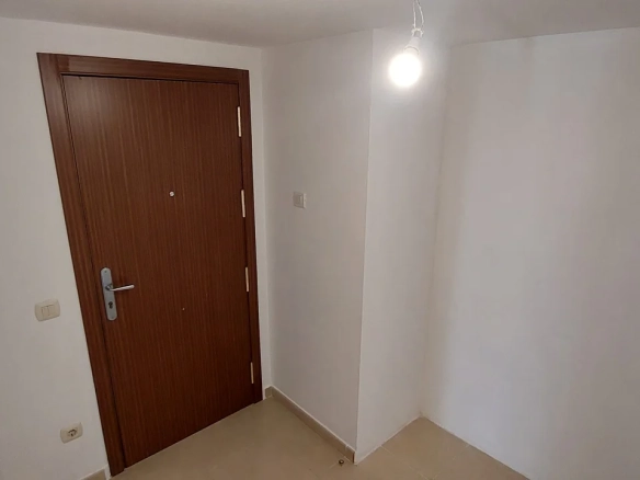 2-bedroom Flat In Lloret De Mar, Spain (87 M²)