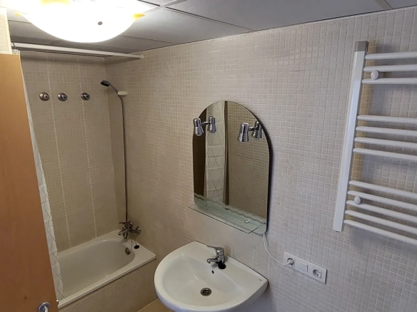 2-bedroom Flat In Lloret De Mar, Spain (70 M²)