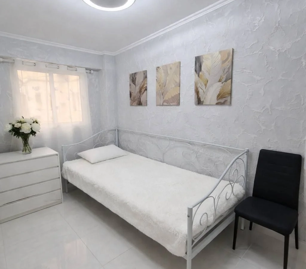 Flat Of 64 M² In Valencia, Spain