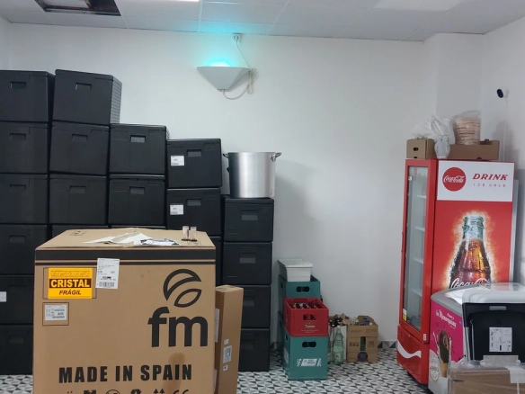 Commercial In Girona, Spain (81 M²)