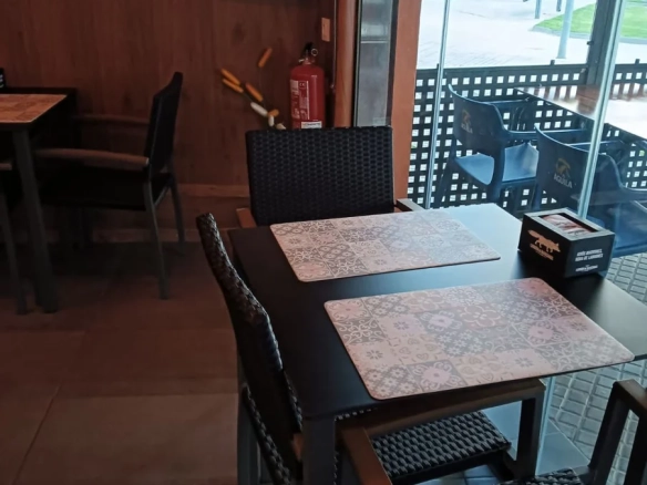 Commercial In L’escala, Spain (121 M²)