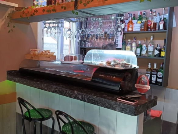 Commercial In L’escala, Spain (121 M²)