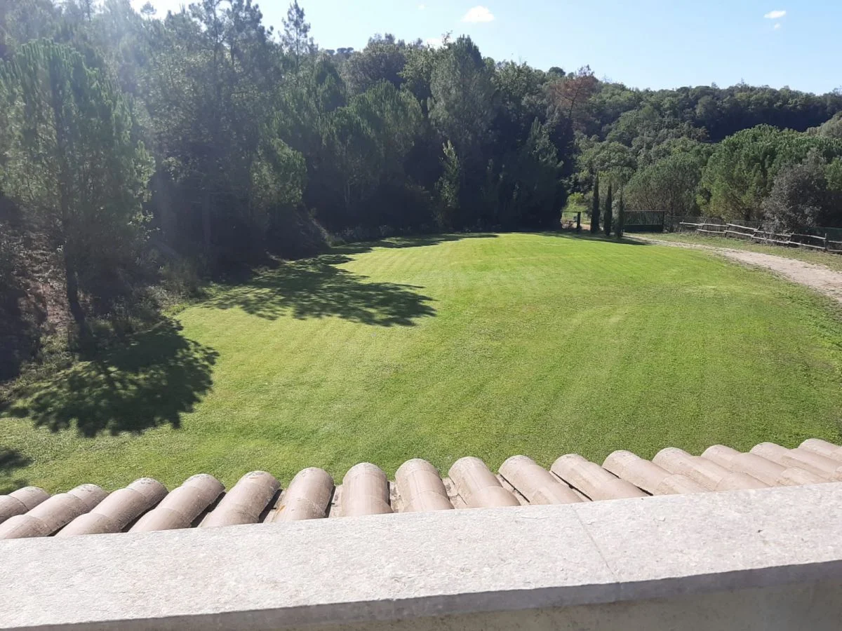 House Of 450 M² In Bescanó, Spain