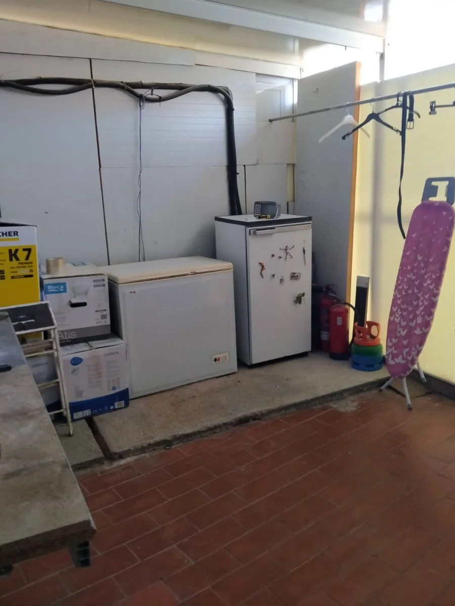 Commercial Of 121 M² In L’escala, Spain