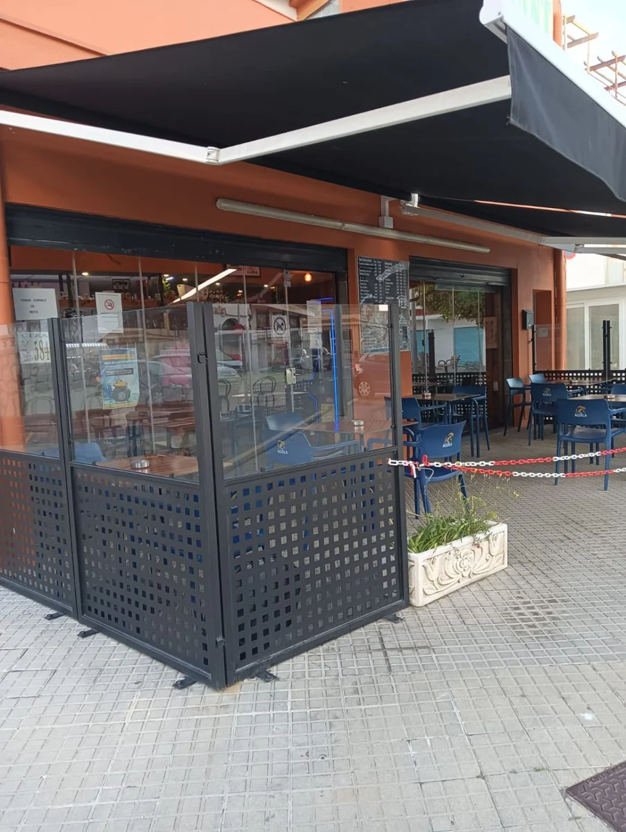 Commercial Of 121 M² In L’escala, Spain