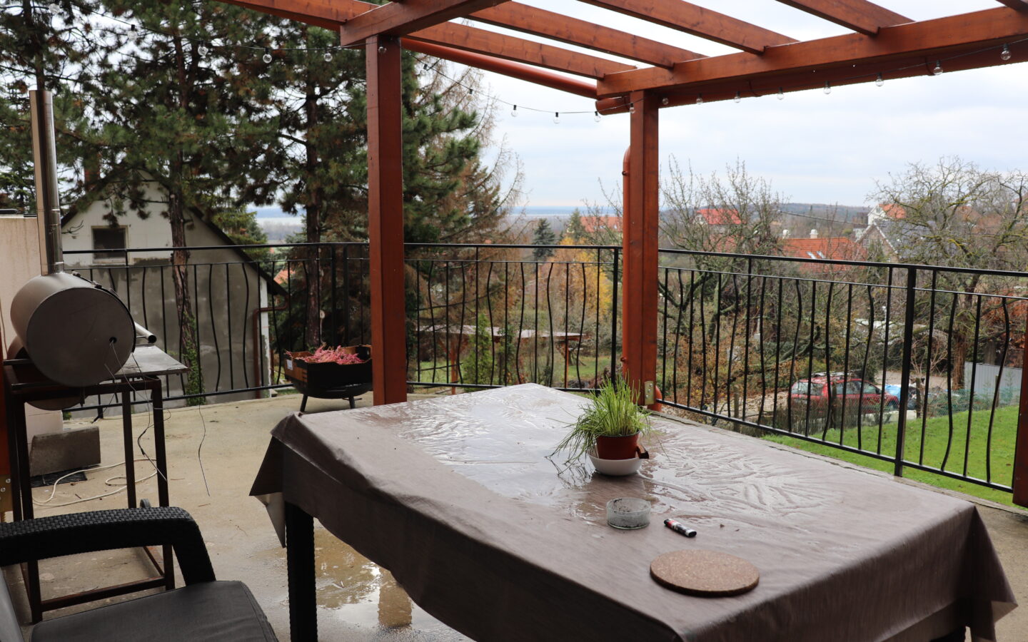 A Home With A View In Velence