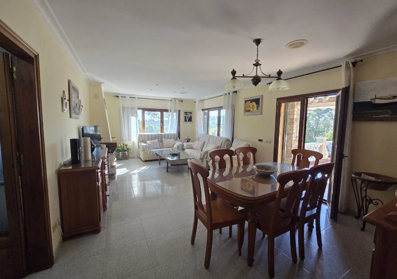 6-bedroom House In Begur, Spain (403 M²)