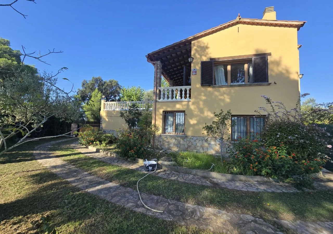 6-bedroom House In Begur, Spain (403 M²)