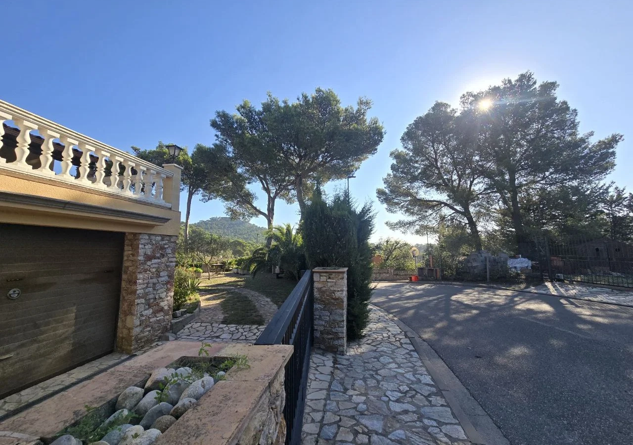 6-bedroom House In Begur, Spain (403 M²)