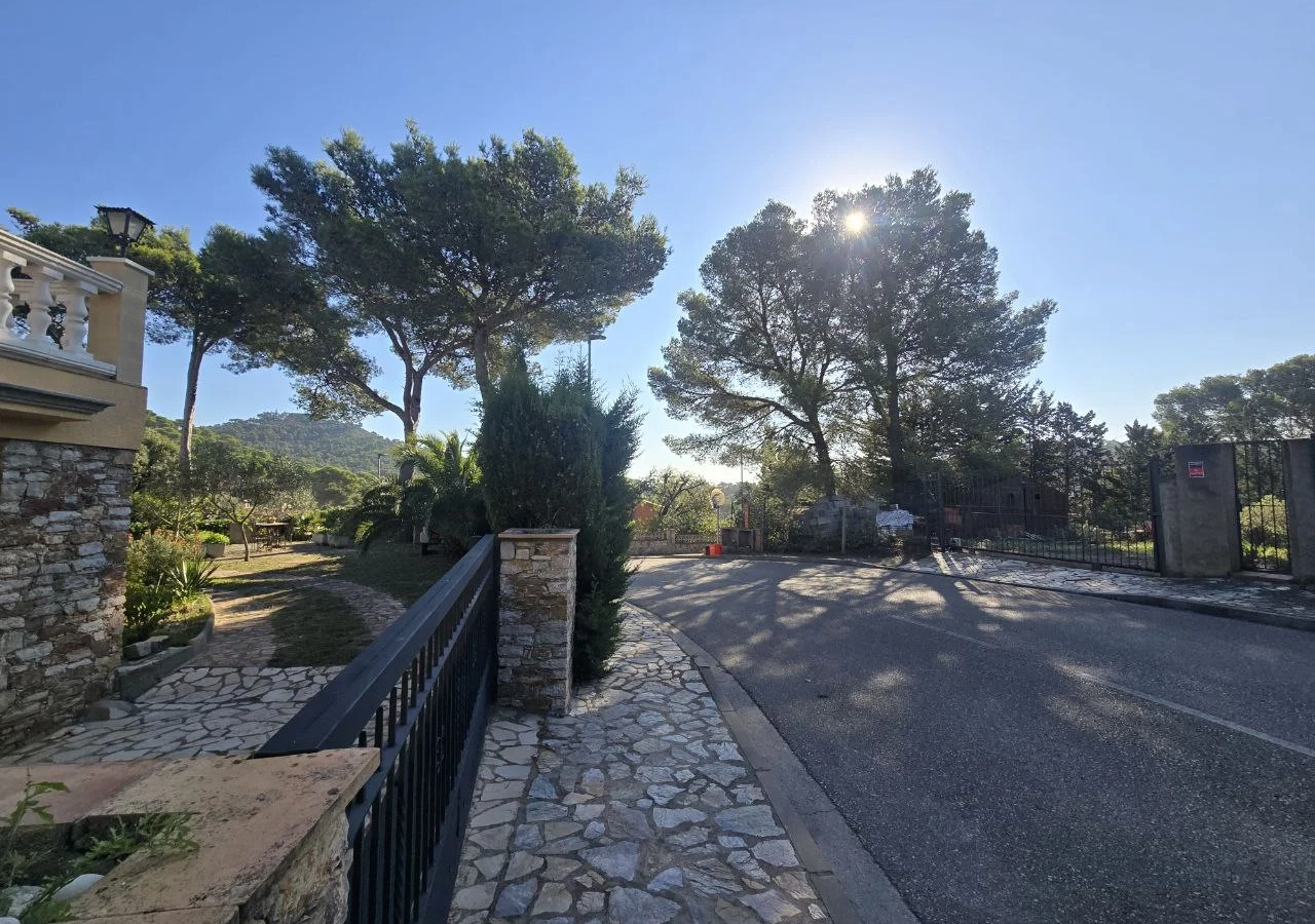 6-bedroom House In Begur, Spain (403 M²)