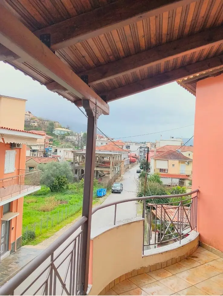 Detached House In Epirus, 300 M² With Multiple Features