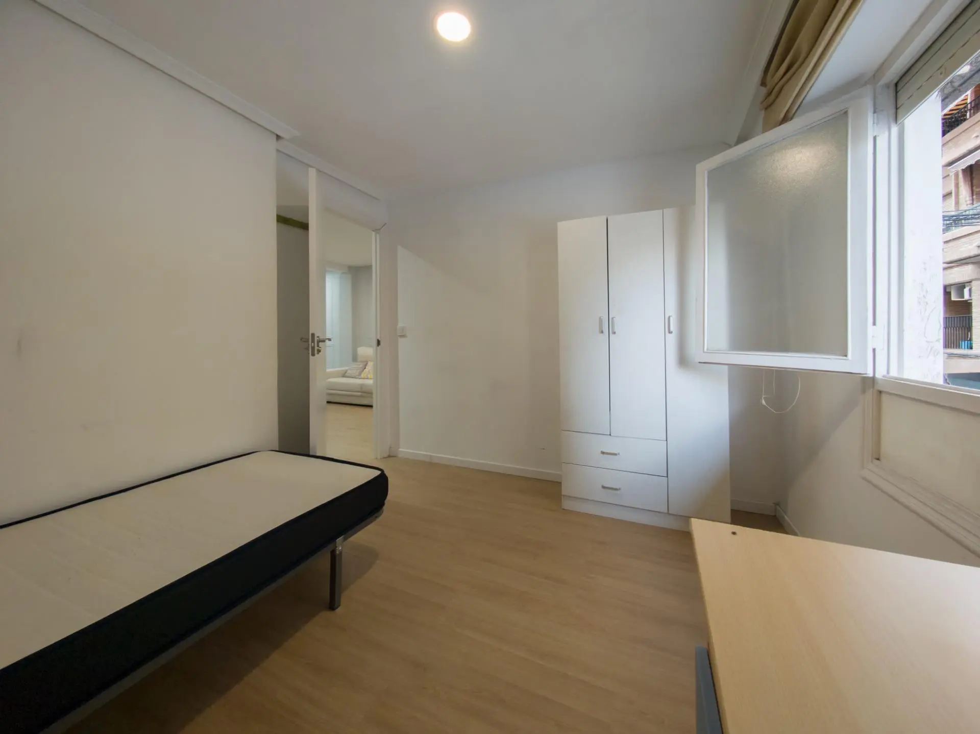 Apartment 86 M² In Elche, Spain