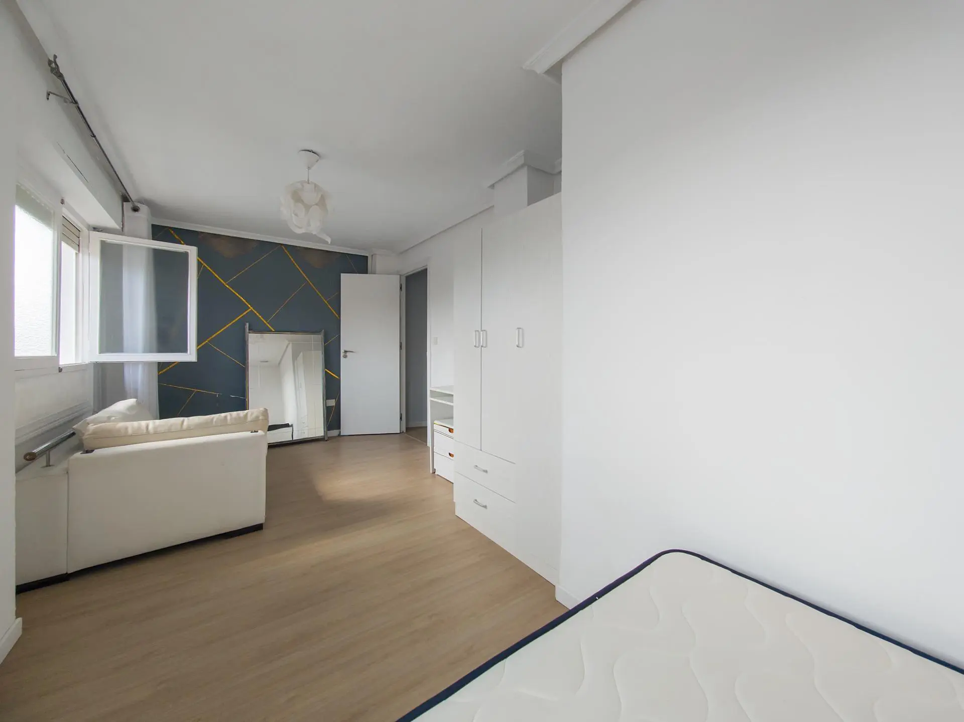 Apartment 86 M² In Elche, Spain