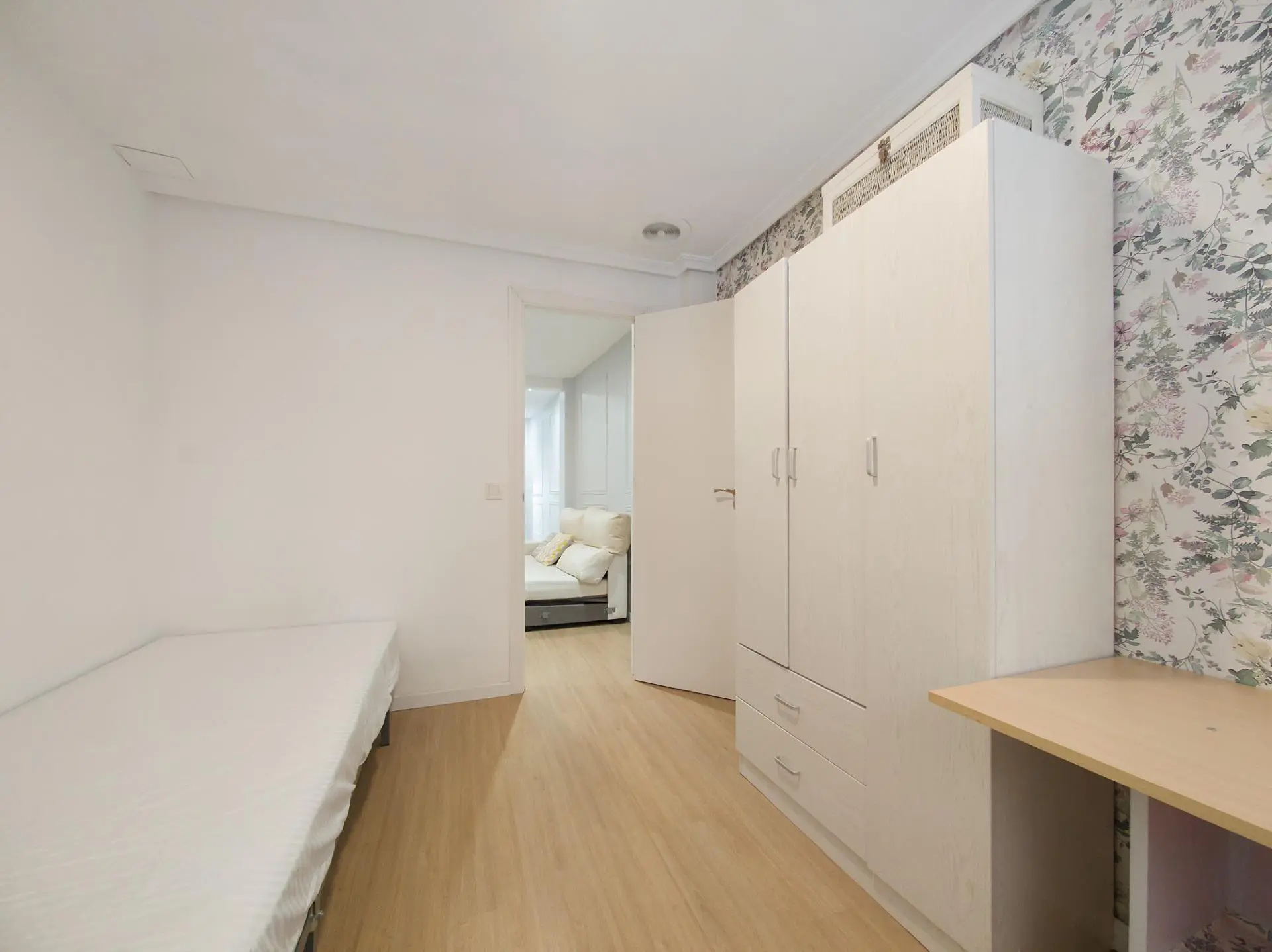 Apartment 86 M² In Elche, Spain