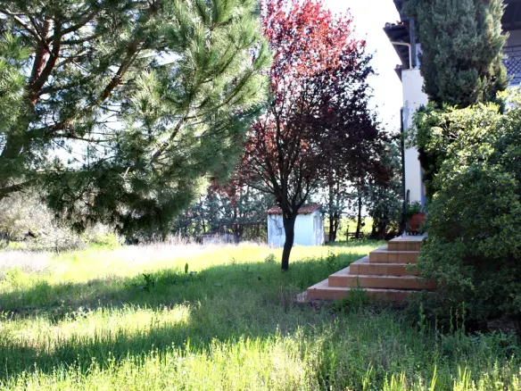 Villa Of 320 M² In The Suburbs Of Thessaloniki