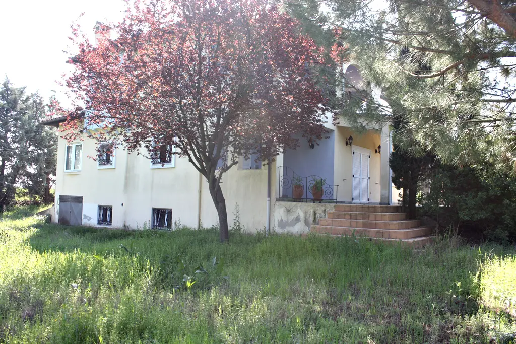 Villa Of 320 M² In The Suburbs Of Thessaloniki