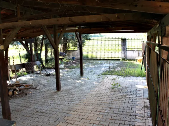 Villa Of 320 M² In The Suburbs Of Thessaloniki