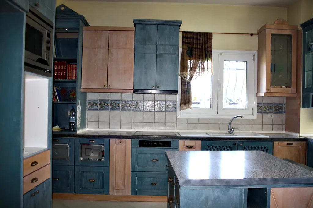Villa Of 320 M² In The Suburbs Of Thessaloniki