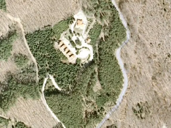 Business In Poligiros, Greece (580 M²)