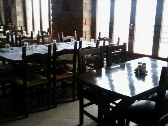 Business In Poligiros, Greece (580 M²)