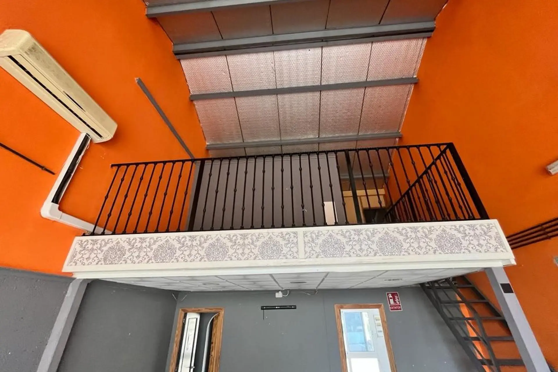 Commercial Unit Of 72 M² In Algorfa, Spain