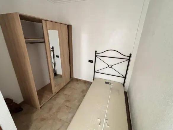 5-bedroom Terraced House In Guardamar Del Segura, Spain (110 M²)