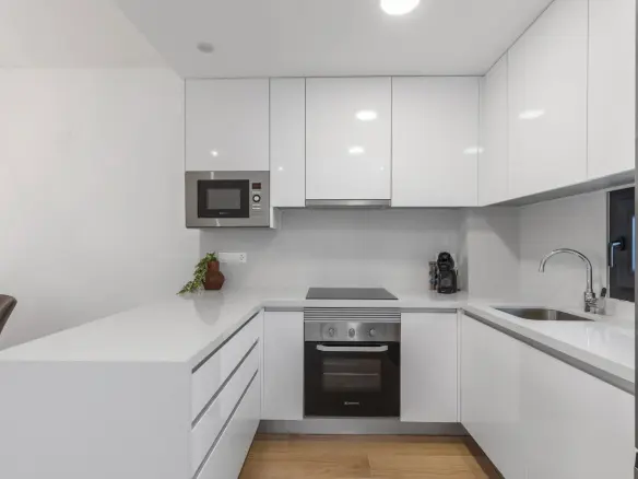 2-bedroom Penthouse In Torrevieja, Spain (72 M²)