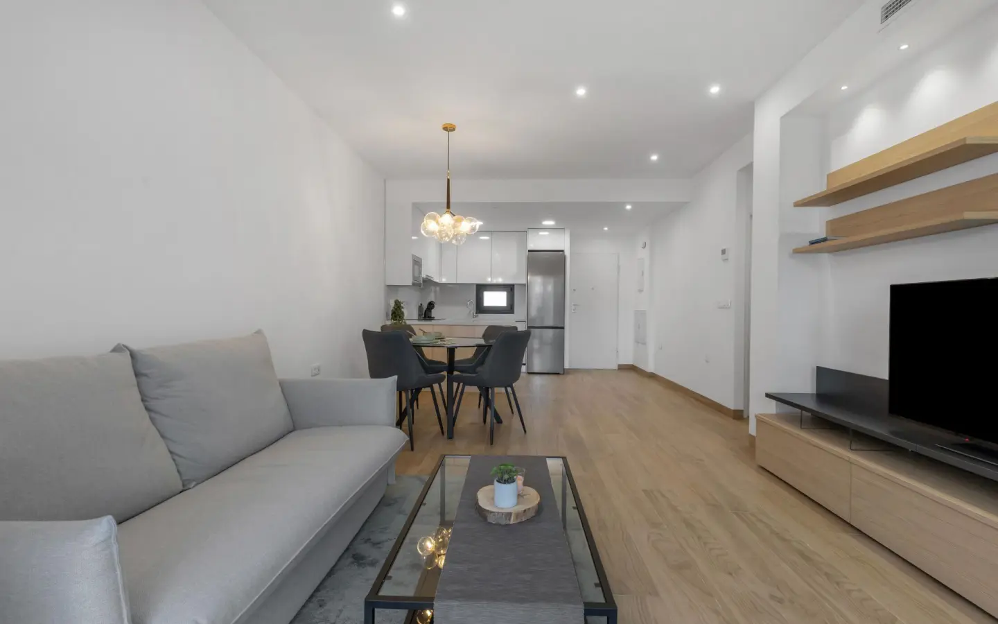 2-bedroom Penthouse In Torrevieja, Spain (72 M²)