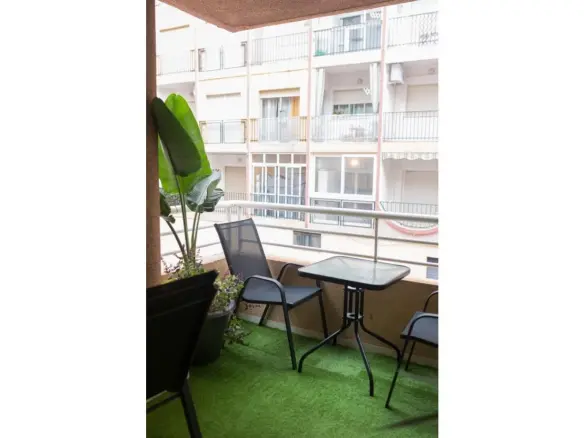 2-bedroom Apartment In Torrevieja, Spain (80 M²)
