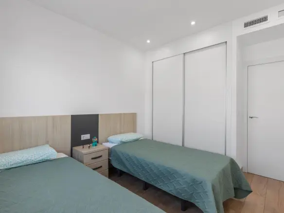 2-bedroom Penthouse In Torrevieja, Spain (72 M²)
