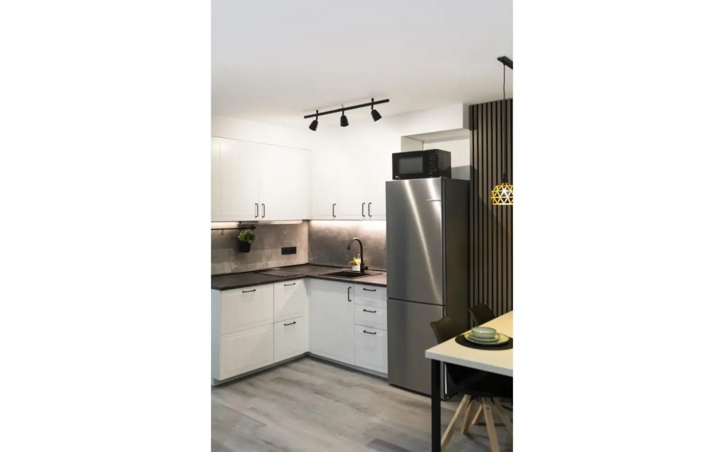 2-bedroom Apartment In Torrevieja, Spain (80 M²)