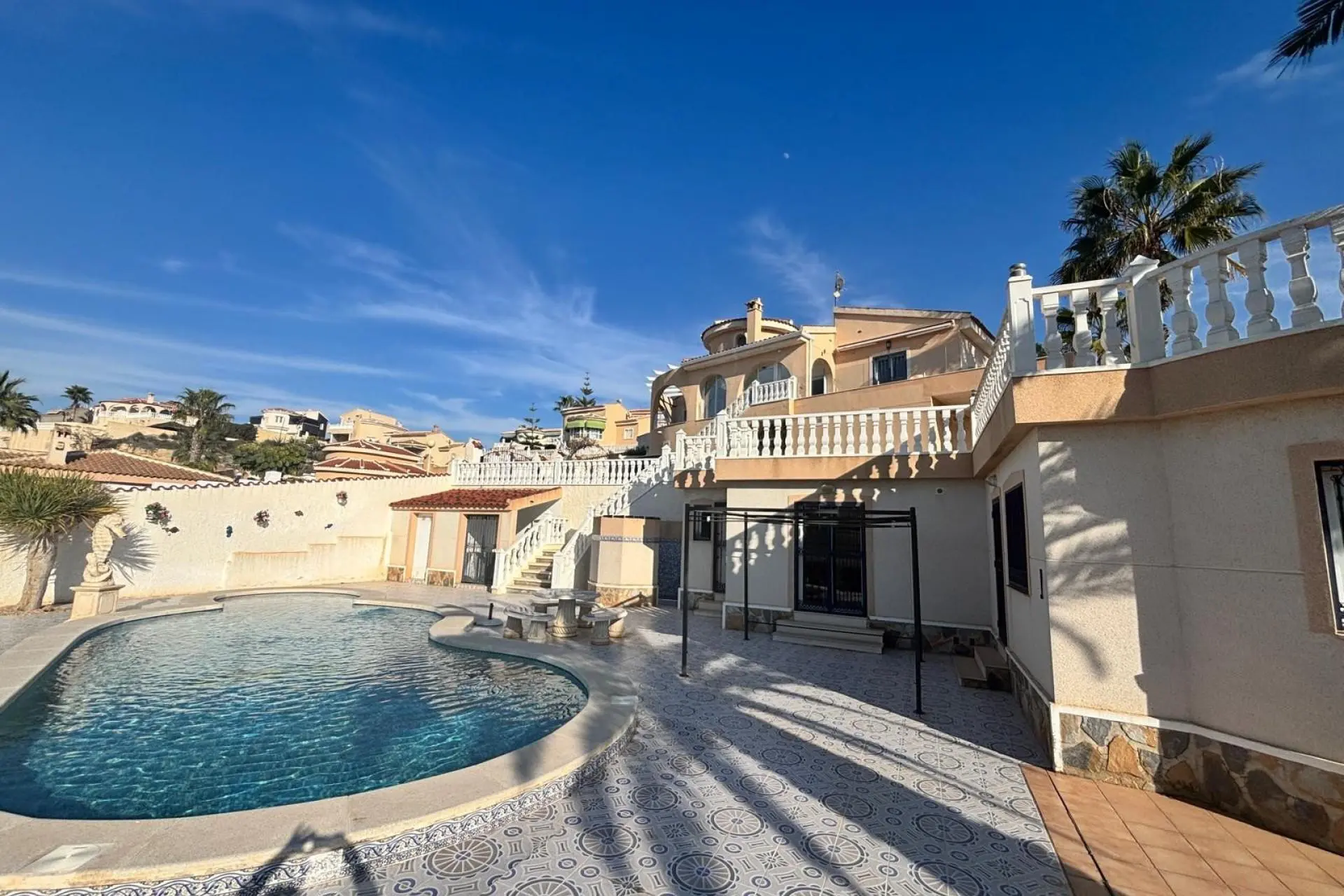 Villa Of 212 M² In Rojales, Spain