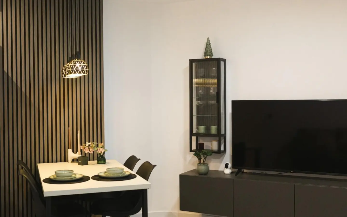 2-bedroom Apartment In Torrevieja, Spain (80 M²)