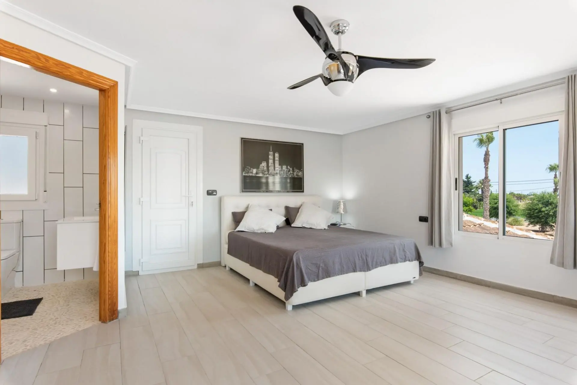 Villa Of 540 M² In Catral, Spain