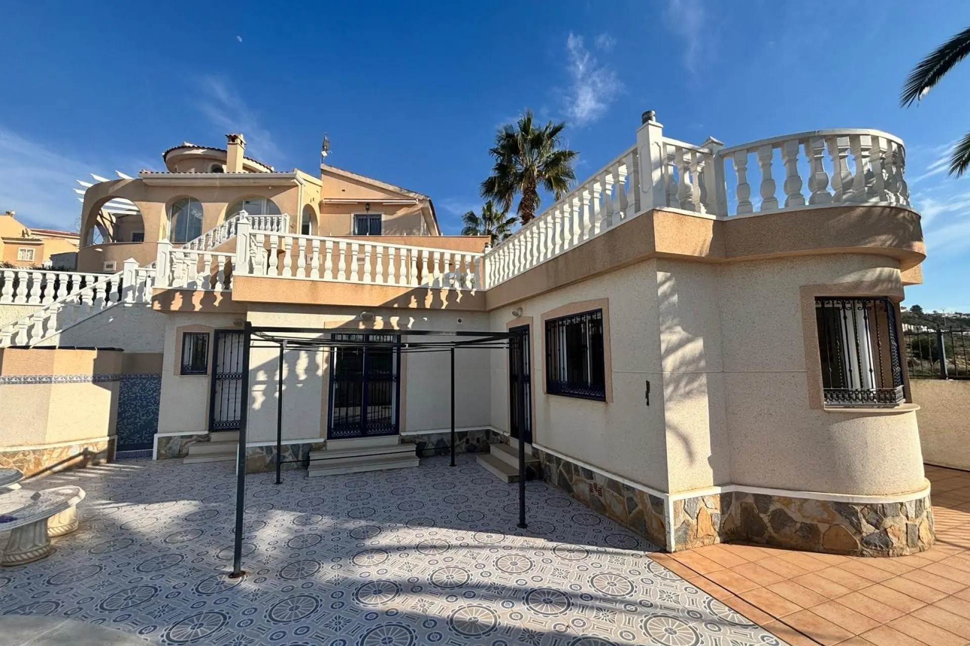 Villa Of 212 M² In Rojales, Spain