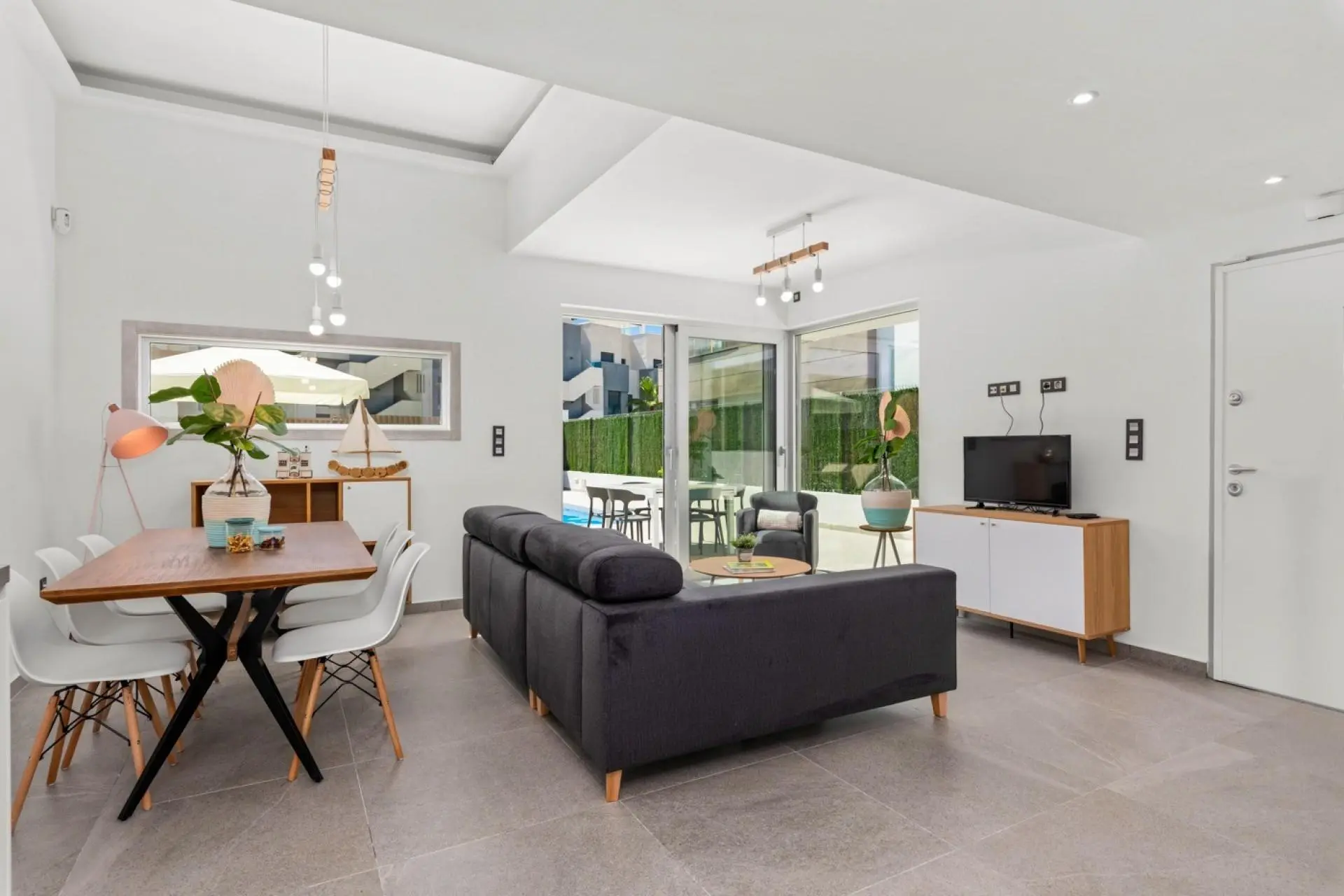 Villa Of 125 M² In Guardamar Del Segura, Spain