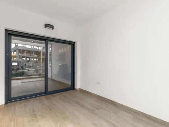 2-bedroom Penthouse In Torrevieja, Spain (72 M²)