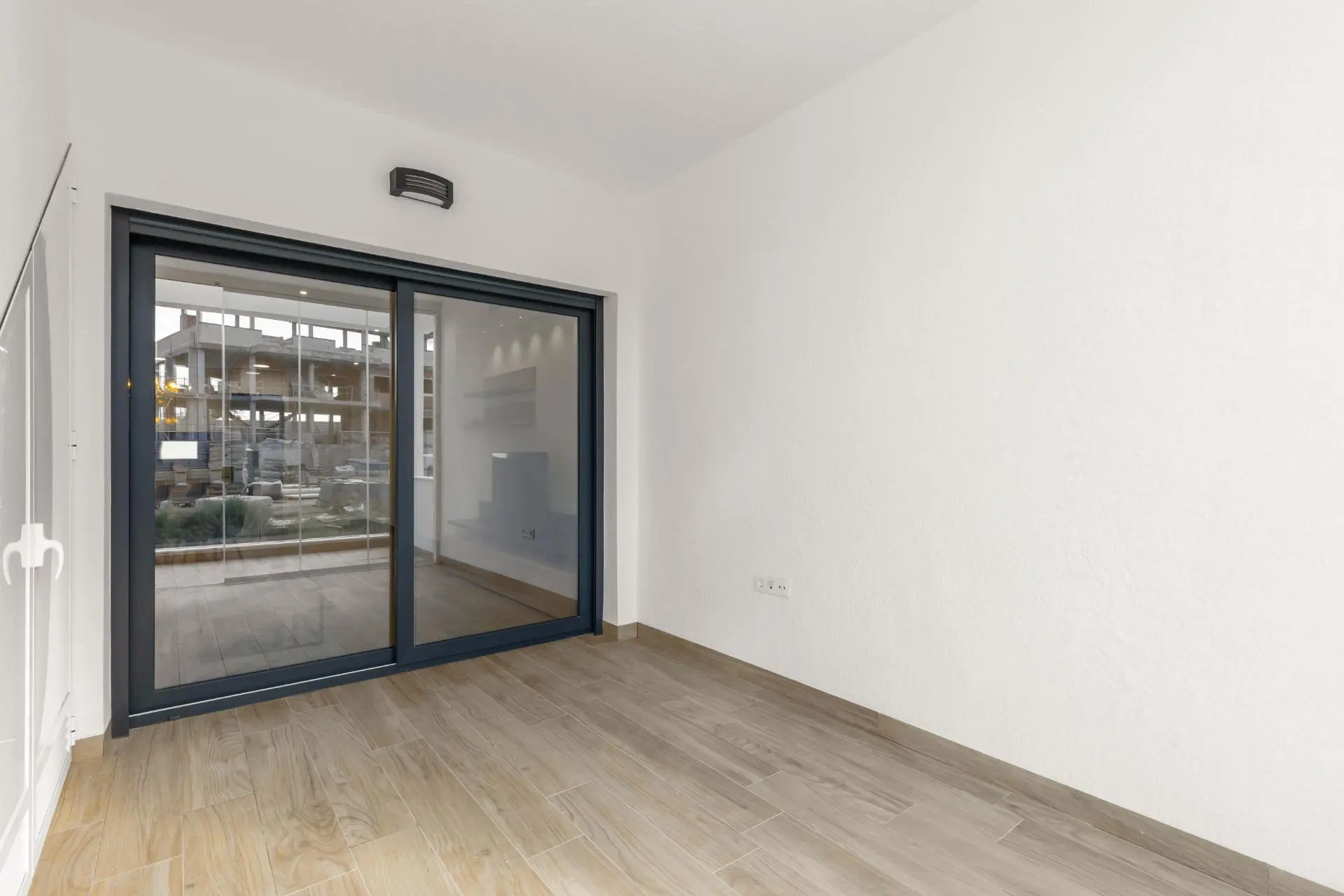 Bungalow Of 72 M² In Torrevieja, Spain