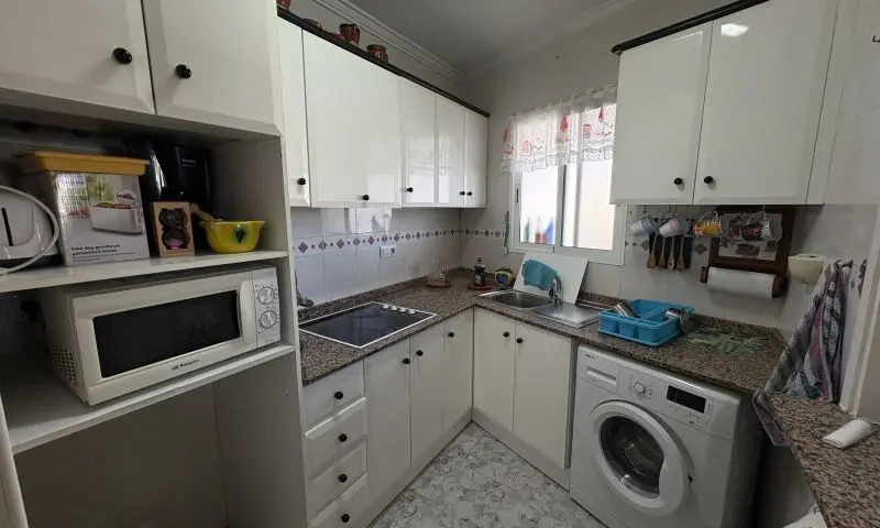 Apartment Of 88 M² In Torrevieja, Spain