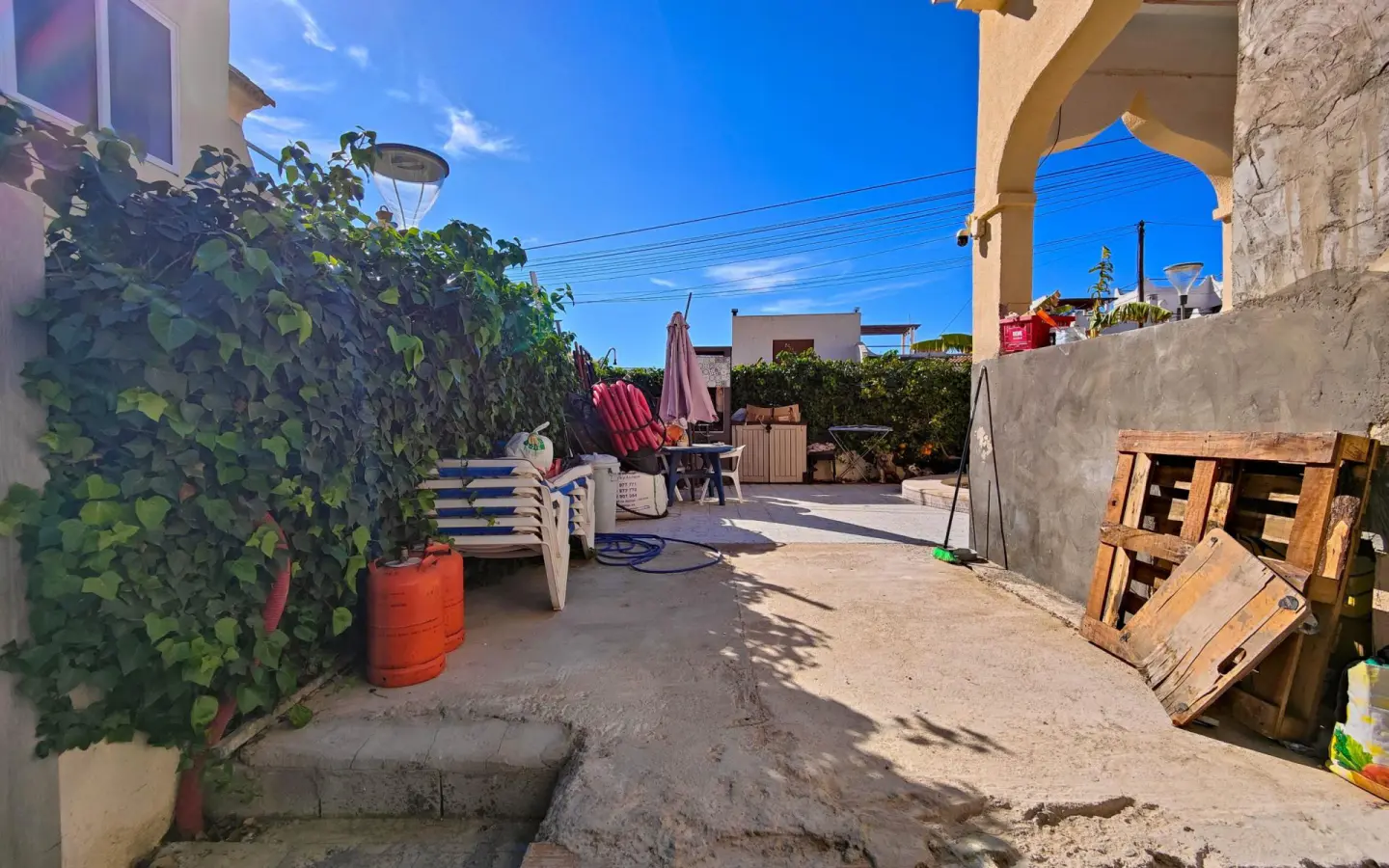 4-bedroom Town House In San Miguel De Salinas, Spain (92 M²)