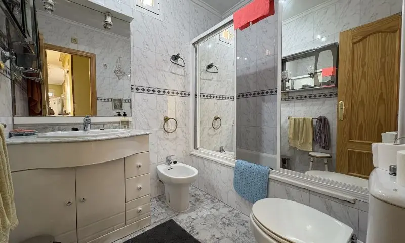 Apartment Of 88 M² In Torrevieja, Spain