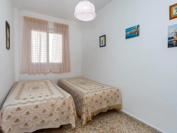 3-bedroom Penthouse In Torrevieja, Spain (88 M²)